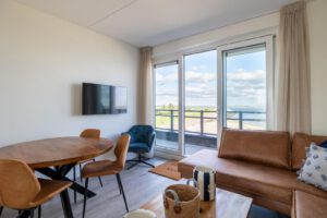Waterfront holiday home – with 2 balconies | No. 52 | 2 – 4 Pers. | Vista Maris – House [#29109]
